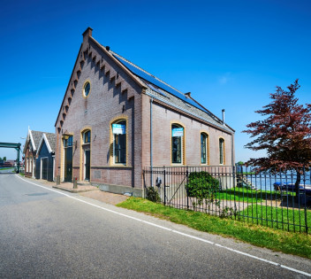 Woonhuis in de lente