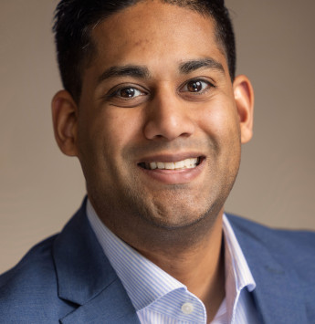 Farouk Nanoha, financieringsspecialist bij het Restauratiefonds