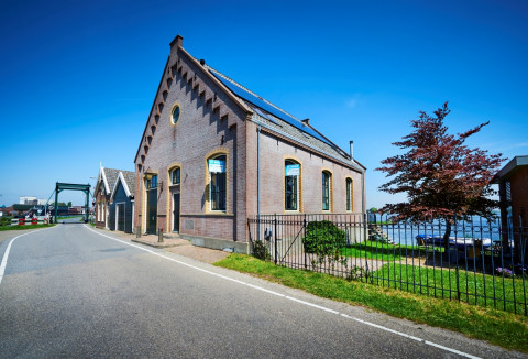 Woonhuis in de lente