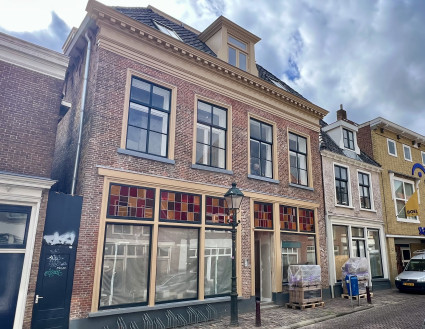 Restauratie Breedstraat 52 in Leeuwarden afgerond