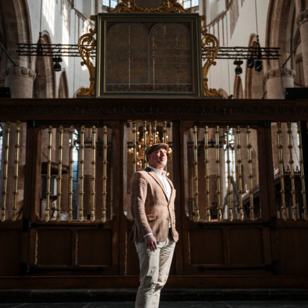 Pieterskerk met man